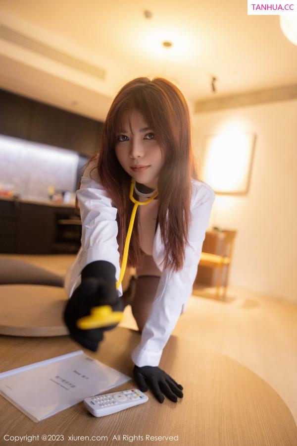 Arude薇薇  [XiuRen]高清写真图 2023.05.24 No.6791 Arude薇薇 黑丝美臀第20张图片